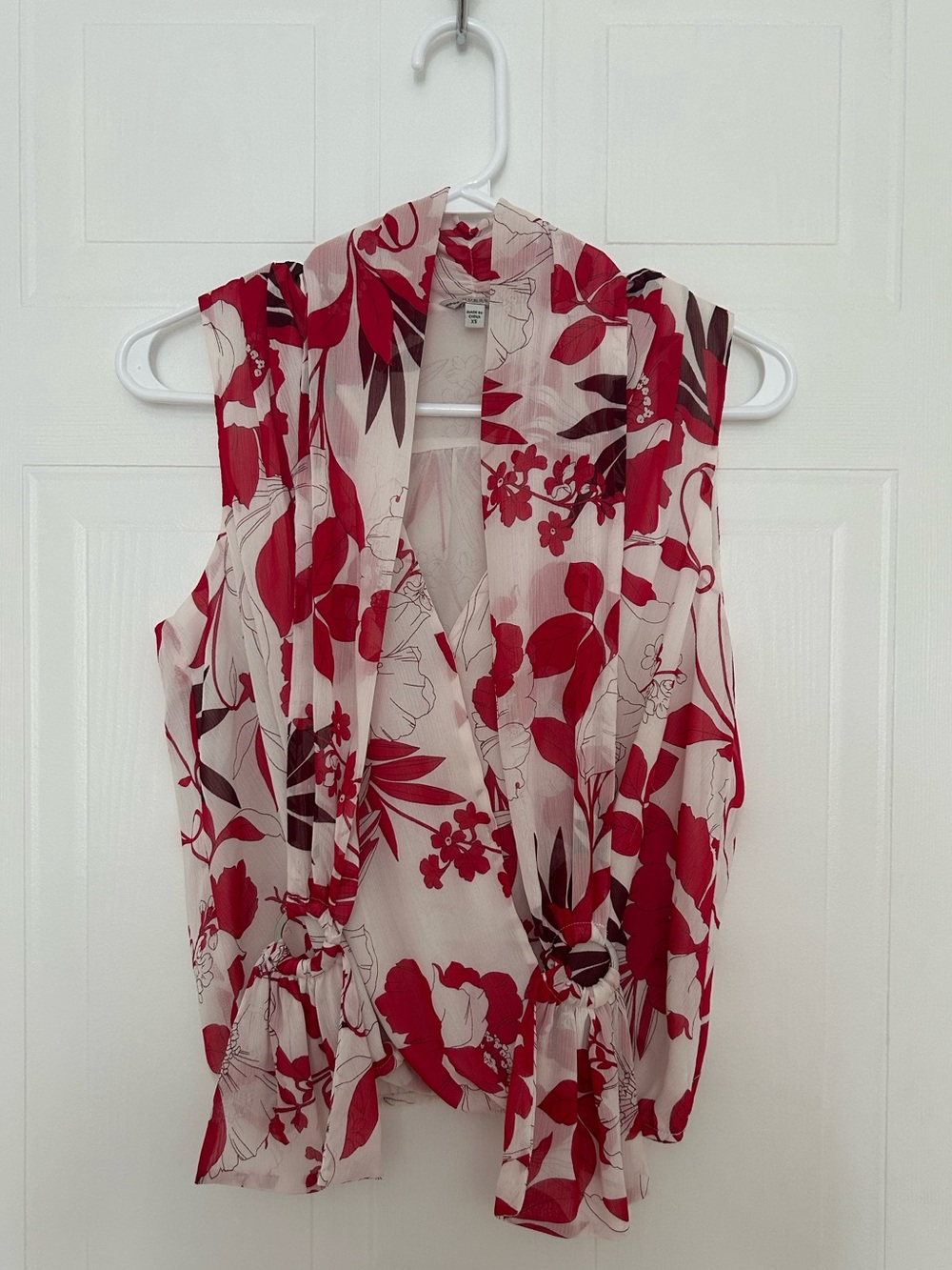 Guess Red and Cream Floral Sleeveless Top - Women’s Size XS